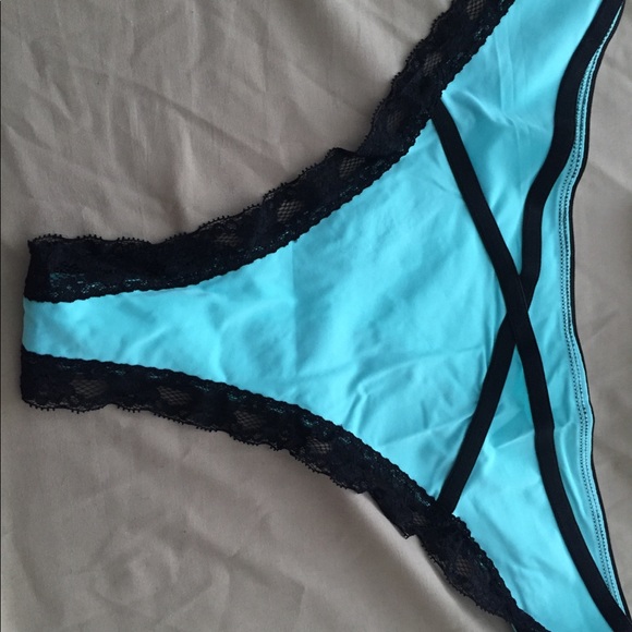 Knotty Knickers - Picture 9 of 10